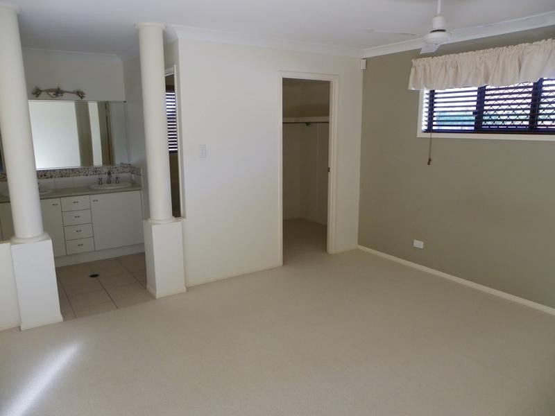 5 Botany Drive, Pelican Waters QLD 4551