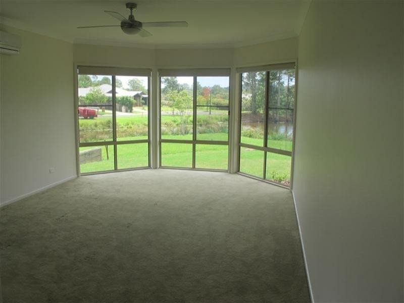 28 Maddock Avenue, Mooloolah Valley QLD 4553