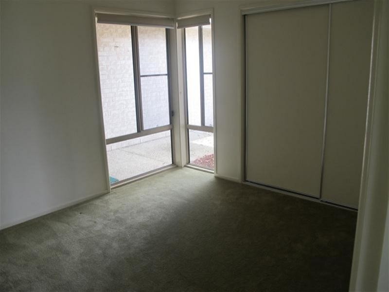 28 Maddock Avenue, Mooloolah Valley QLD 4553