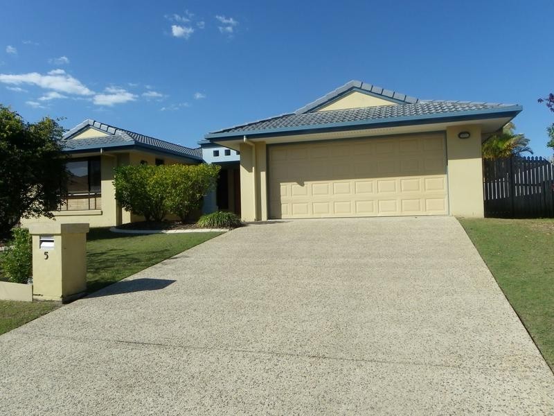 5 Meston Court, Pelican Waters QLD 4551