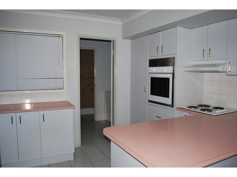 16/29 Browning Boulevard, Battery Hill QLD 4551