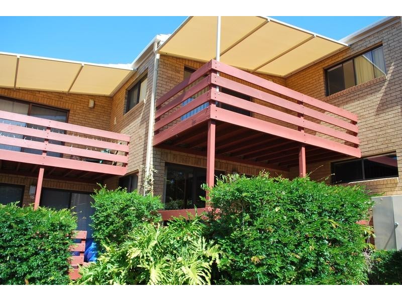 16/29 Browning Boulevard, Battery Hill QLD 4551