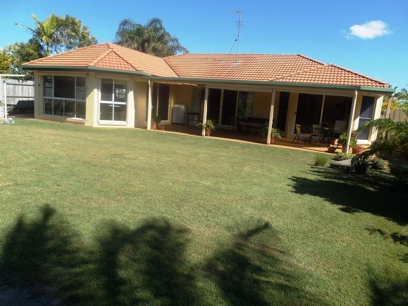 16 Grace Court, Pelican Waters QLD 4551