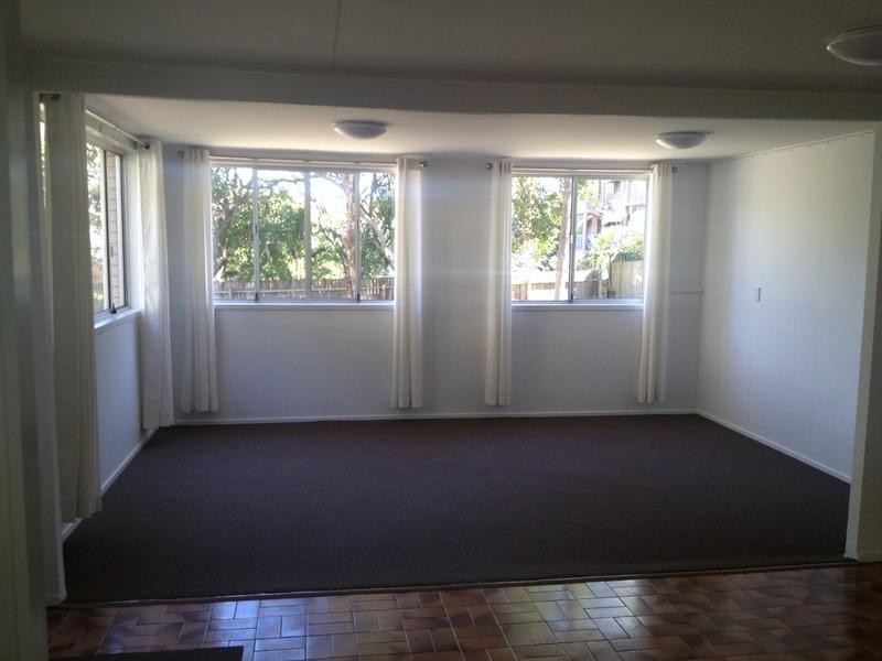 10 Verney Street, Kings Beach QLD 4551