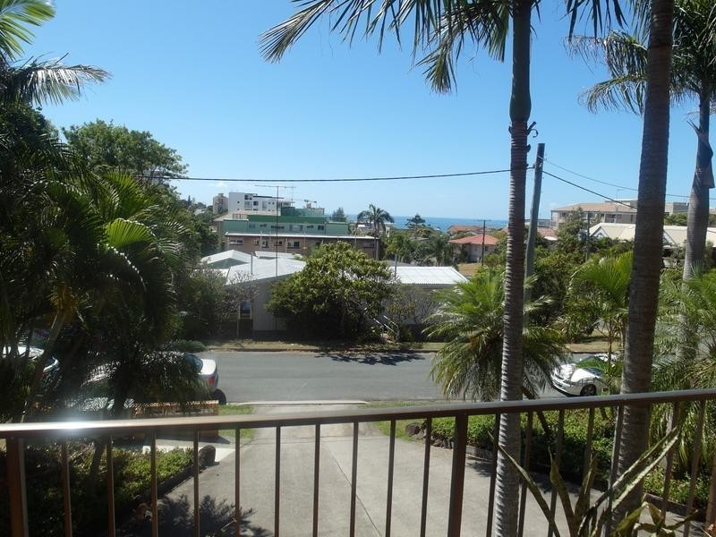 2/6 Upper Gay Terrace, Kings Beach QLD 4551