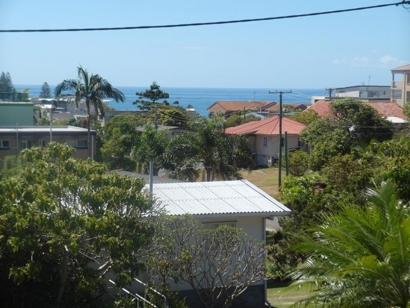 2/6 Upper Gay Terrace, Kings Beach QLD 4551