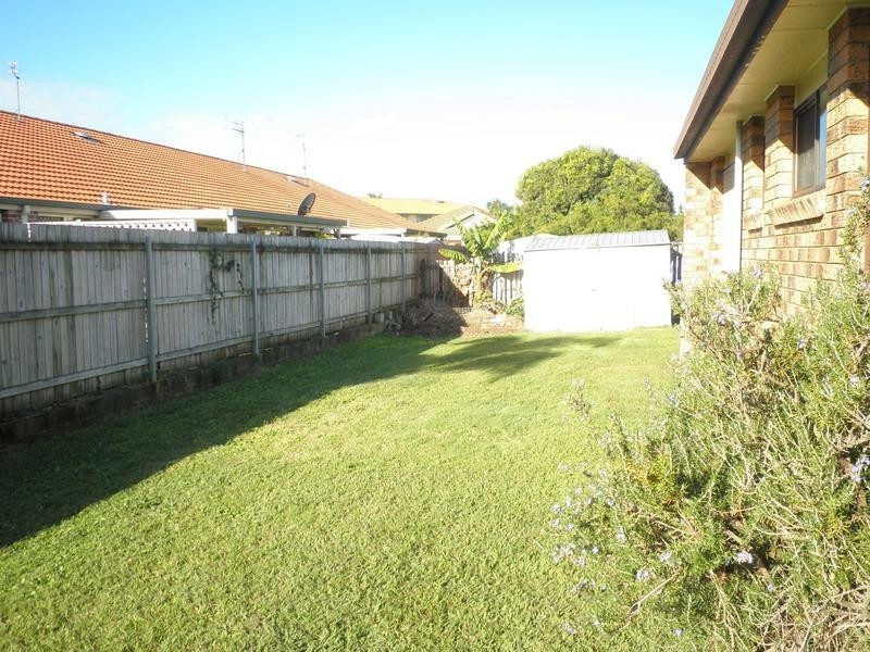 2/3 Pumicestone Place, Golden Beach QLD 4551