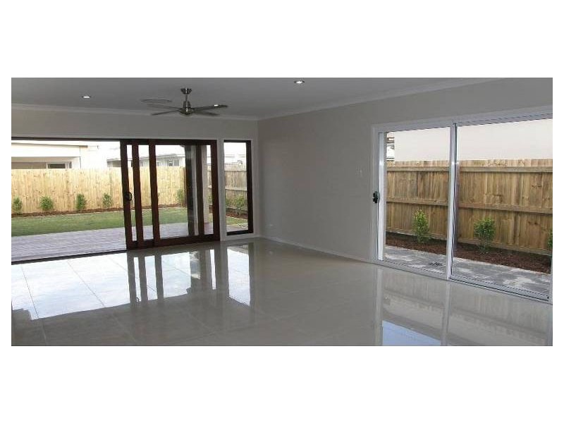 3 Genoa Circuit, Birtinya QLD 4575