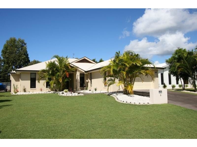 9 Tibrogargan Place, Pelican Waters QLD 4551