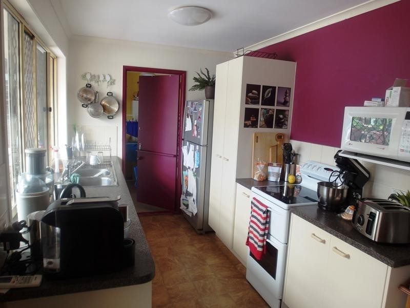 2 Donegal Court, Little Mountain QLD 4551