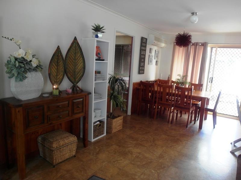 2 Donegal Court, Little Mountain QLD 4551