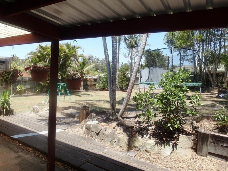 2 Donegal Court, Little Mountain QLD 4551
