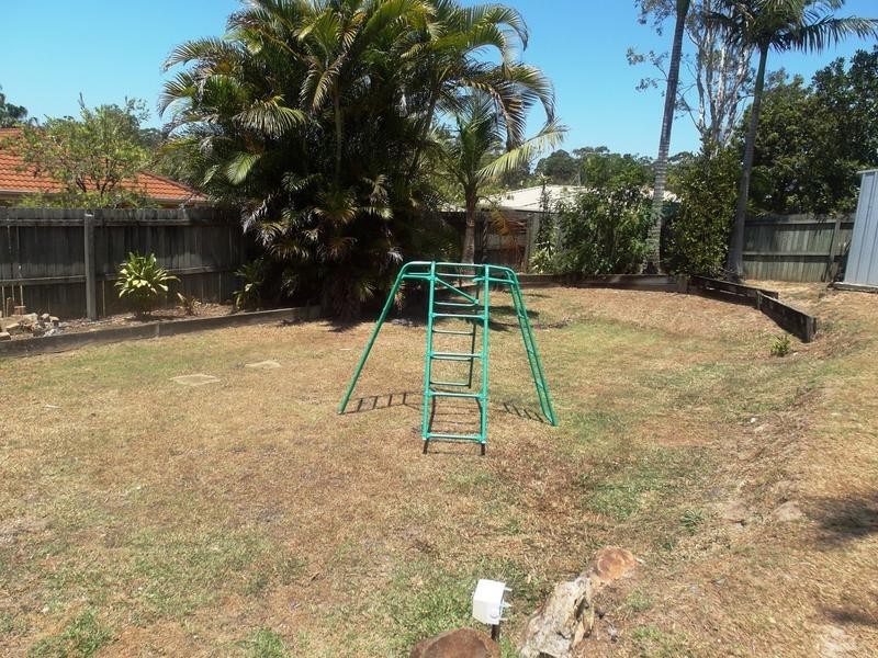 2 Donegal Court, Little Mountain QLD 4551