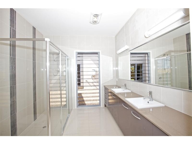 3 Tweddell Drive, Pelican Waters QLD 4551