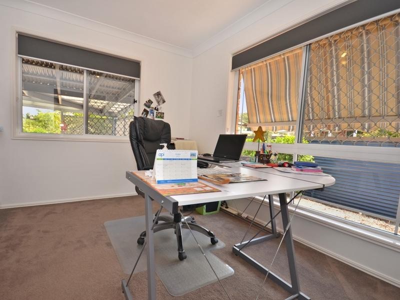 1 St Helena Street, Little Mountain QLD 4551