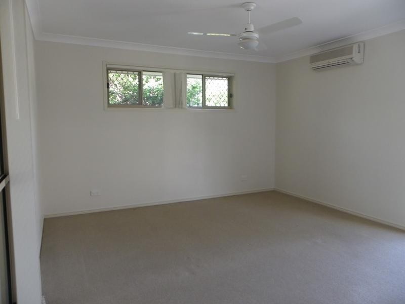 15 Campbellville Circuit, Pelican Waters QLD 4551