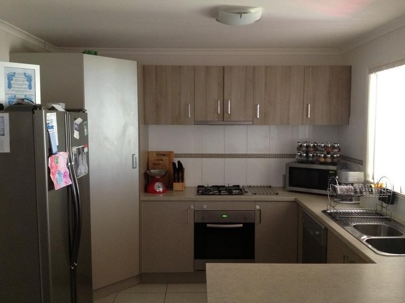 5 Middle Creek Road, Little Mountain QLD 4551