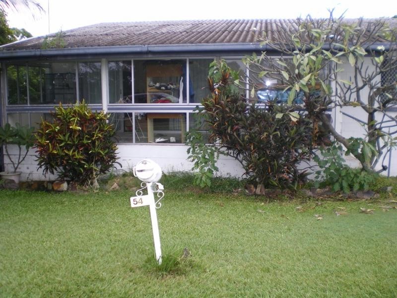 54 Queen Street, Moffat Beach QLD 4551