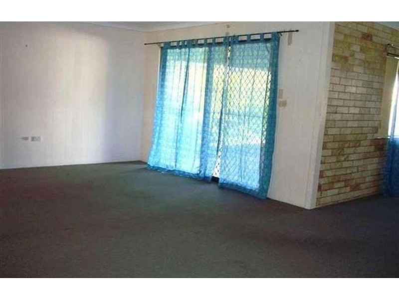 28 Booker Parade, Golden Beach QLD 4551