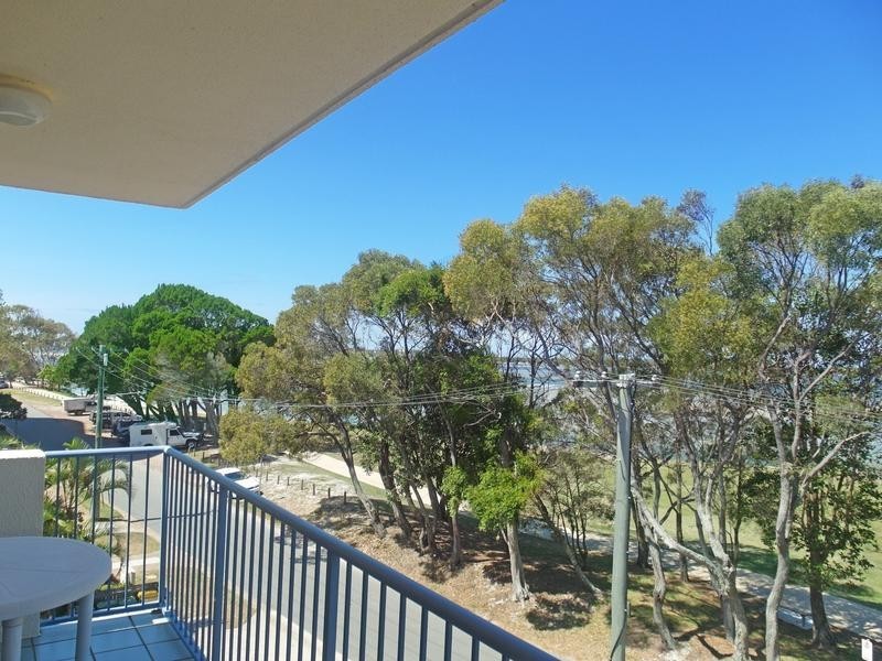 18/101 Esplanade, Golden Beach QLD 4551
