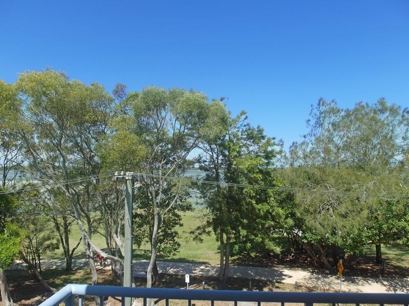 18/101 Esplanade, Golden Beach QLD 4551