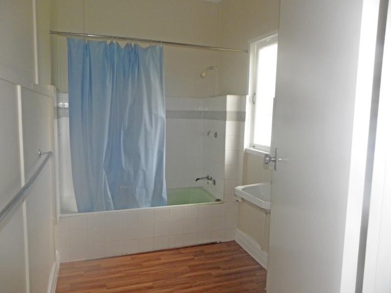 67 Taylor Avenue, Golden Beach QLD 4551