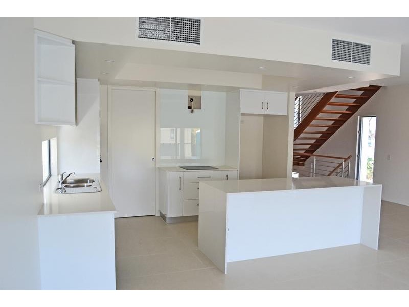 26 Warne Terrace, Kings Beach QLD 4551