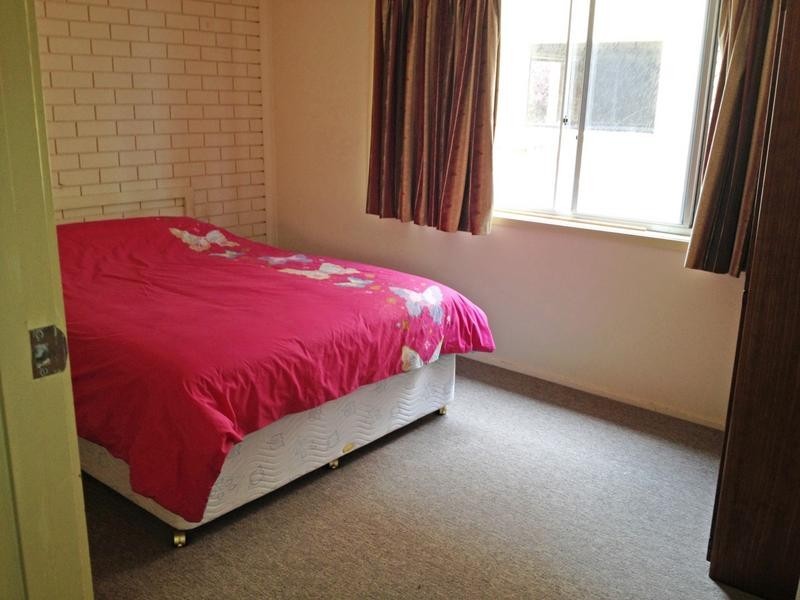 2/6 Esplanade, Golden Beach QLD 4551