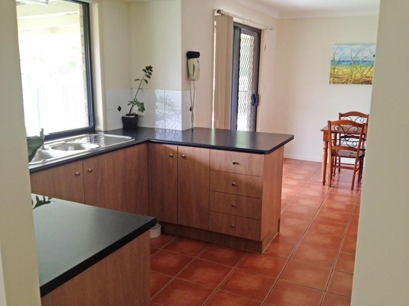 5 Carolyn Court, Little Mountain QLD 4551