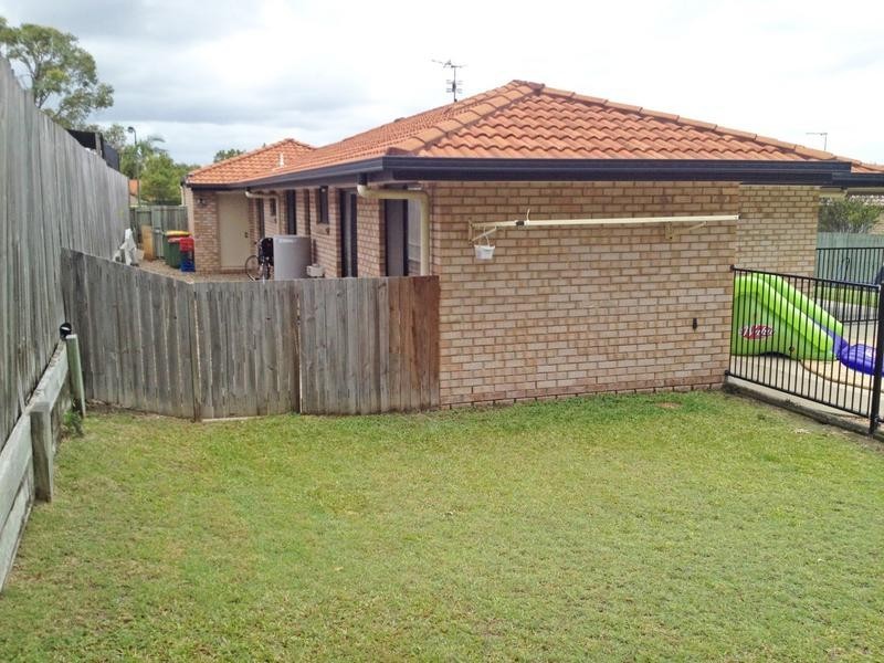 5 Carolyn Court, Little Mountain QLD 4551