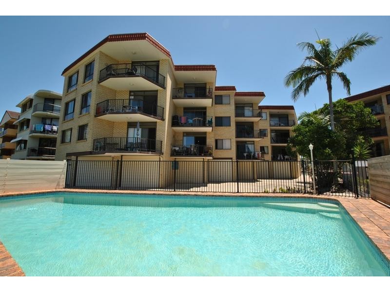 6/13 Landsborough Parade, Golden Beach QLD 4551