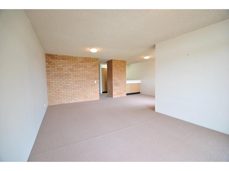 6/13 Landsborough Parade, Golden Beach QLD 4551