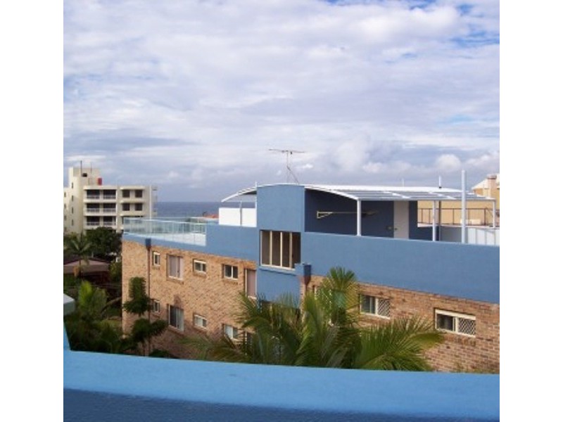 10/60 Lower Gay Terrace, Kings Beach QLD 4551