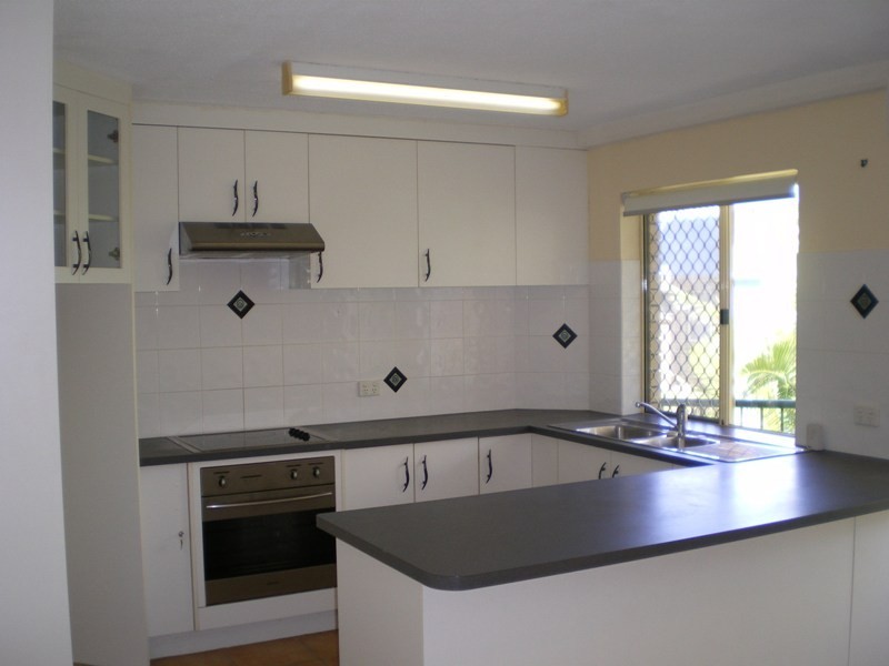 10/60 Lower Gay Terrace, Kings Beach QLD 4551