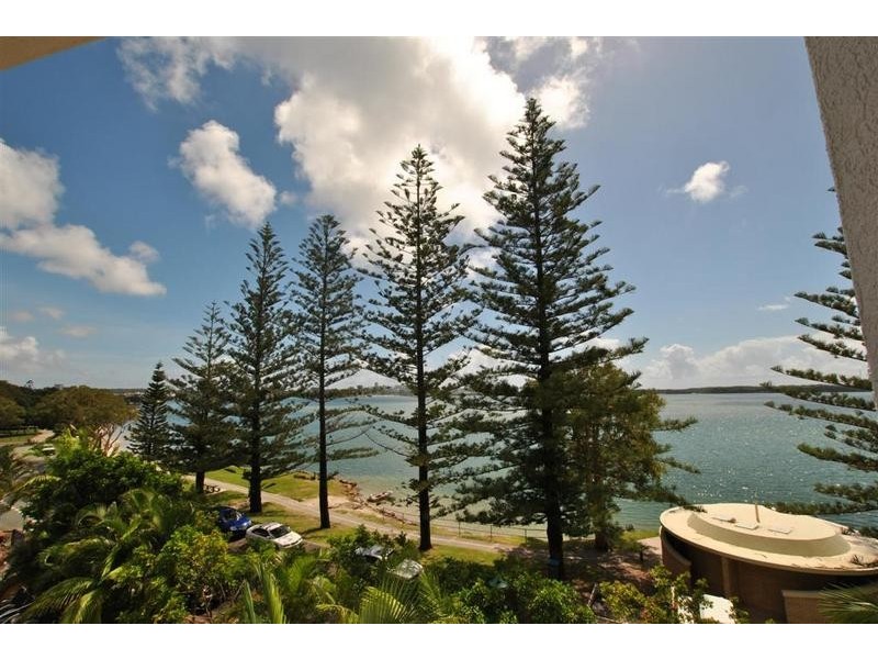 403/75 The Esplanade, Golden Beach QLD 4551