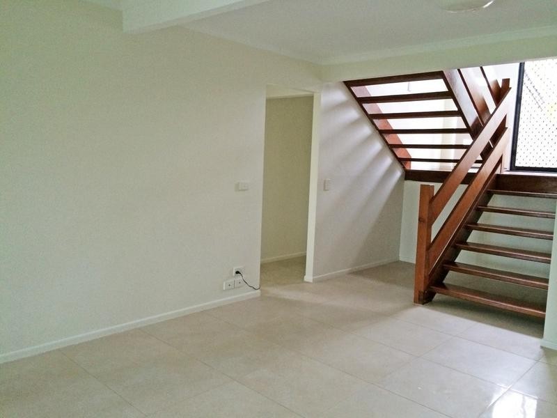 2 Anzac Street, Battery Hill QLD 4551