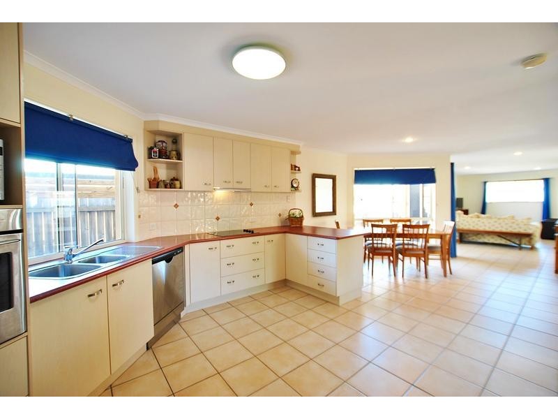 6 Lomandra Drive, Currimundi QLD 4551