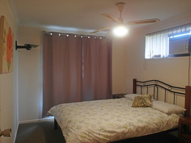 8 Teranna Street, Battery Hill QLD 4551