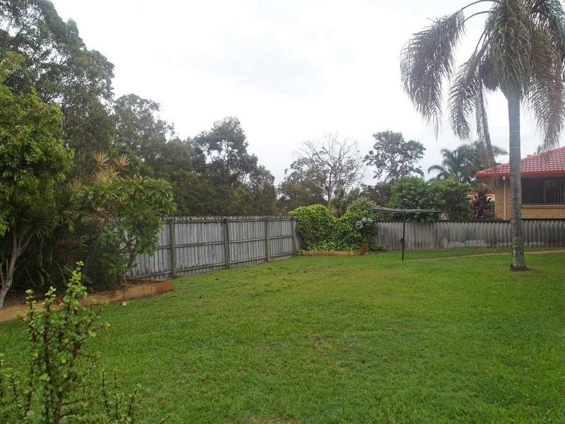 8 Teranna Street, Battery Hill QLD 4551