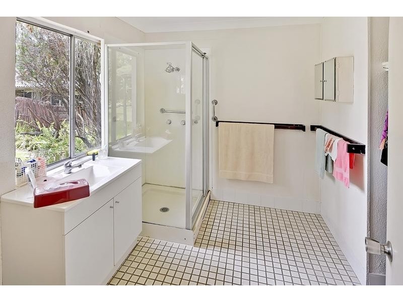 5 Beerburrum Street, Dicky Beach QLD 4551