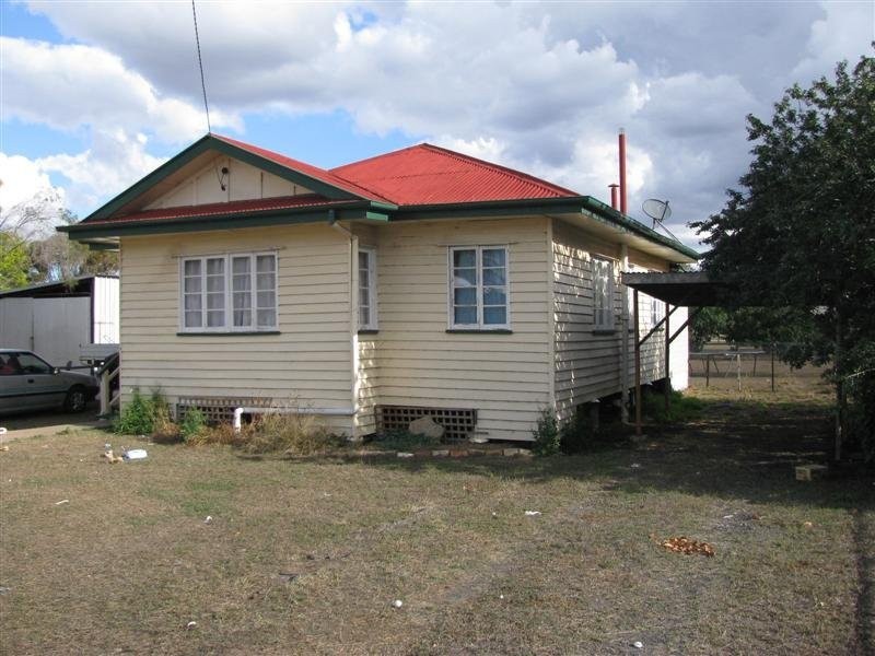 70 Alfred Street, Dalby QLD 4405
