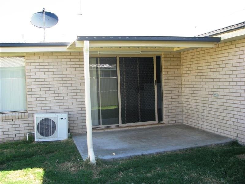 27 Mary Street, Dalby QLD 4405