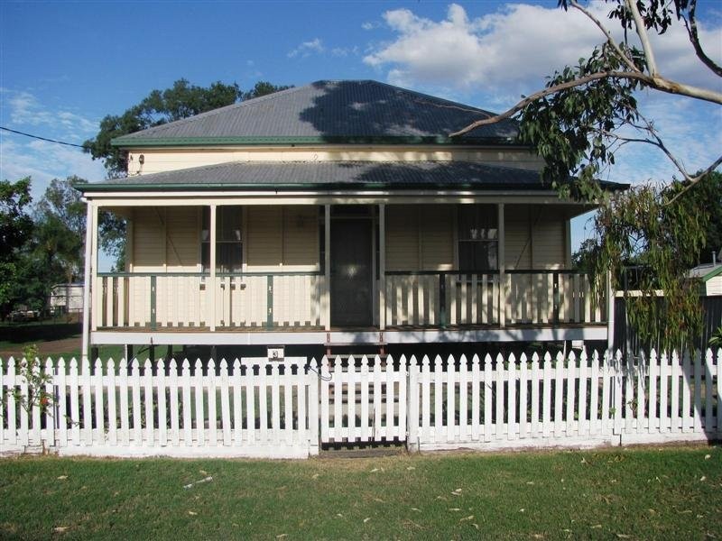 3 Bird Street, Dalby QLD 4405