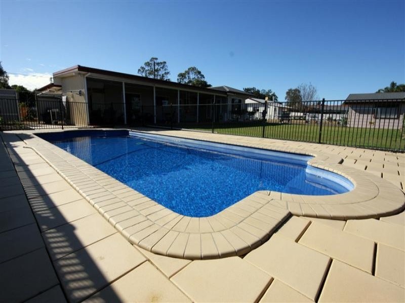 4 Knox Street, Dalby QLD 4405