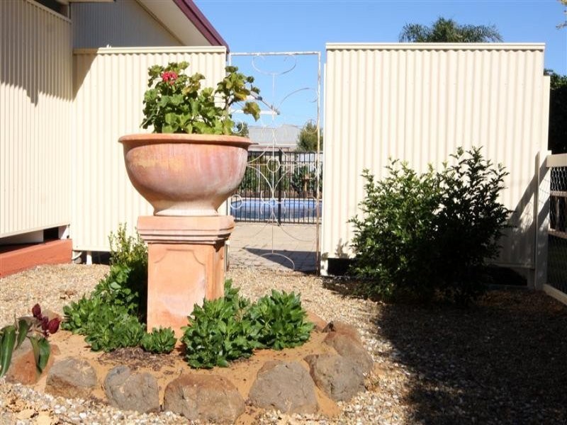 4 Knox Street, Dalby QLD 4405