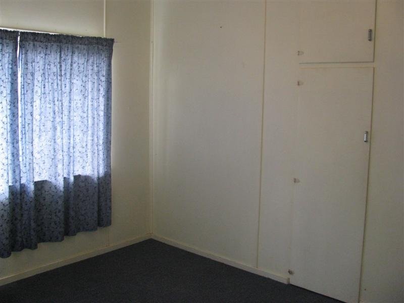 18 Kookaburra Street, Dalby QLD 4405