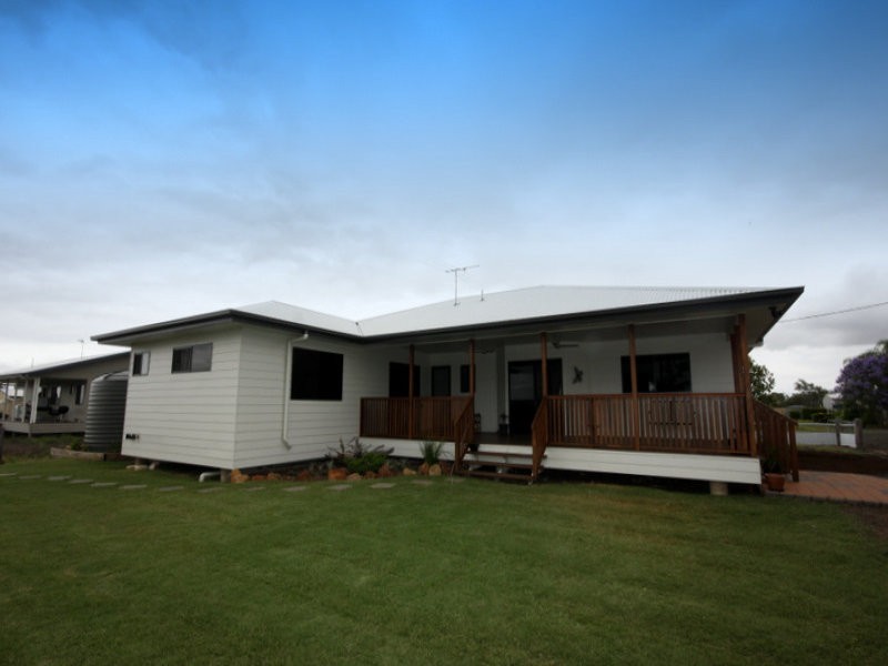 85 Mahon Street, Dalby QLD 4405