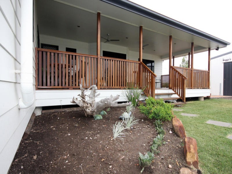 85 Mahon Street, Dalby QLD 4405