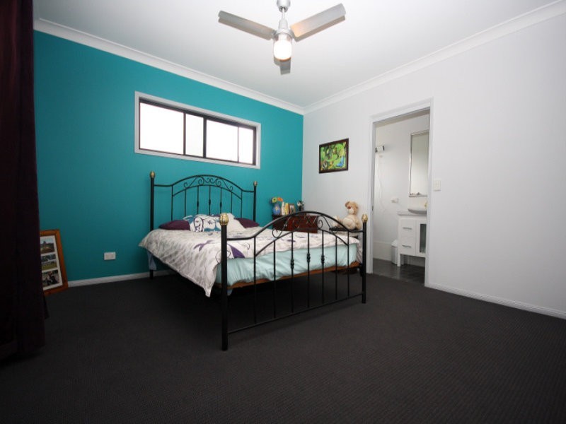 85 Mahon Street, Dalby QLD 4405