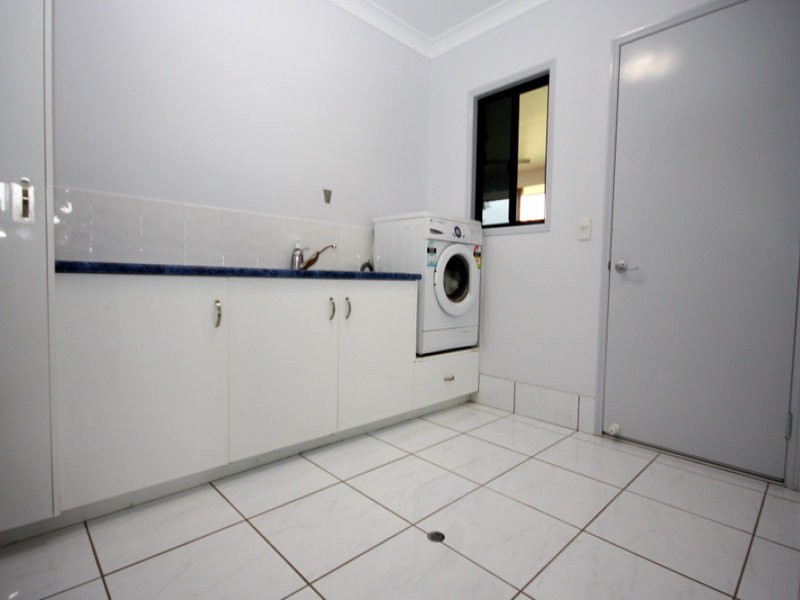 85 Mahon Street, Dalby QLD 4405